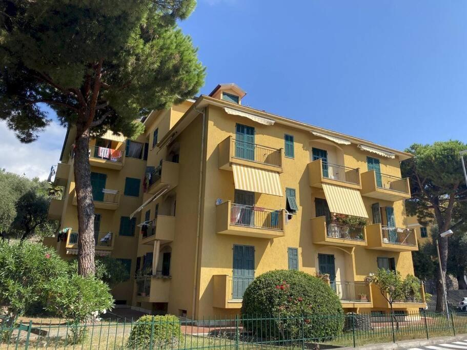 Casa Di Ro - Coloratissima A 300 Metri Dal Mare Apartment San Bartolomeo Al Mare Luaran gambar
